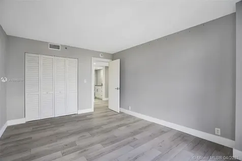 1000 N Quayside Terrace Miami FL 33138