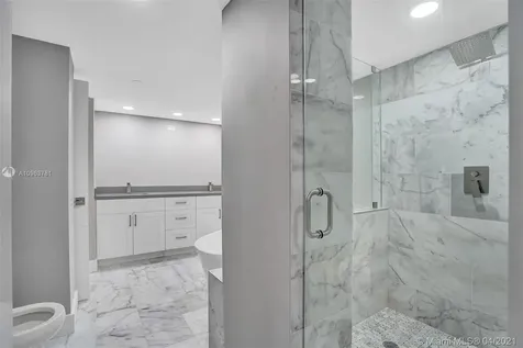 1000 N Quayside Terrace Miami FL 33138