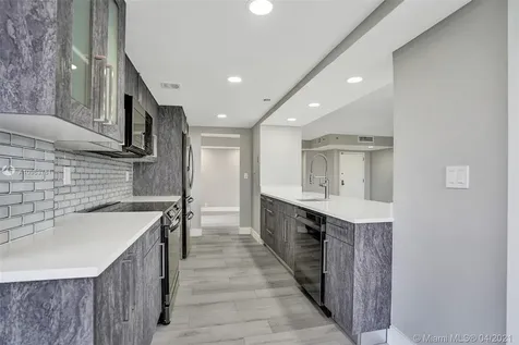 1000 N Quayside Terrace Miami FL 33138