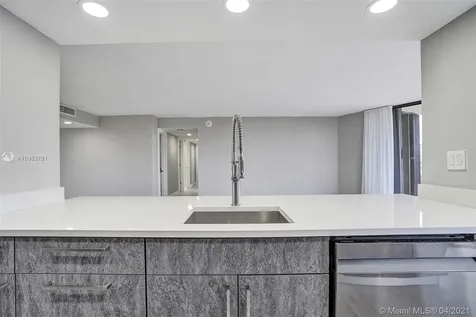 1000 N Quayside Terrace Miami FL 33138