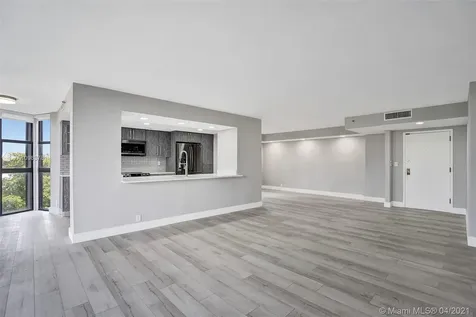 1000 N Quayside Terrace Miami FL 33138