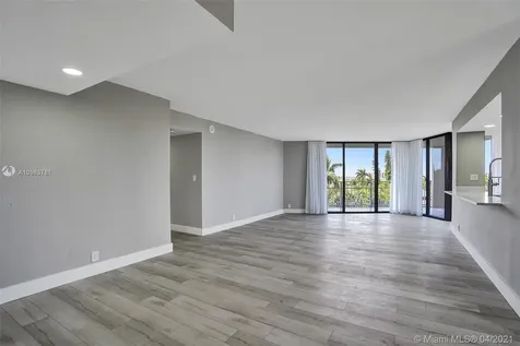 1000 N Quayside Terrace Miami FL 33138
