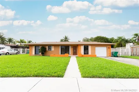 18122 SW 89th Court Palmetto Bay FL 33157