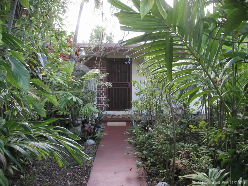 19450 SW 118th Avenue Miami FL 33177