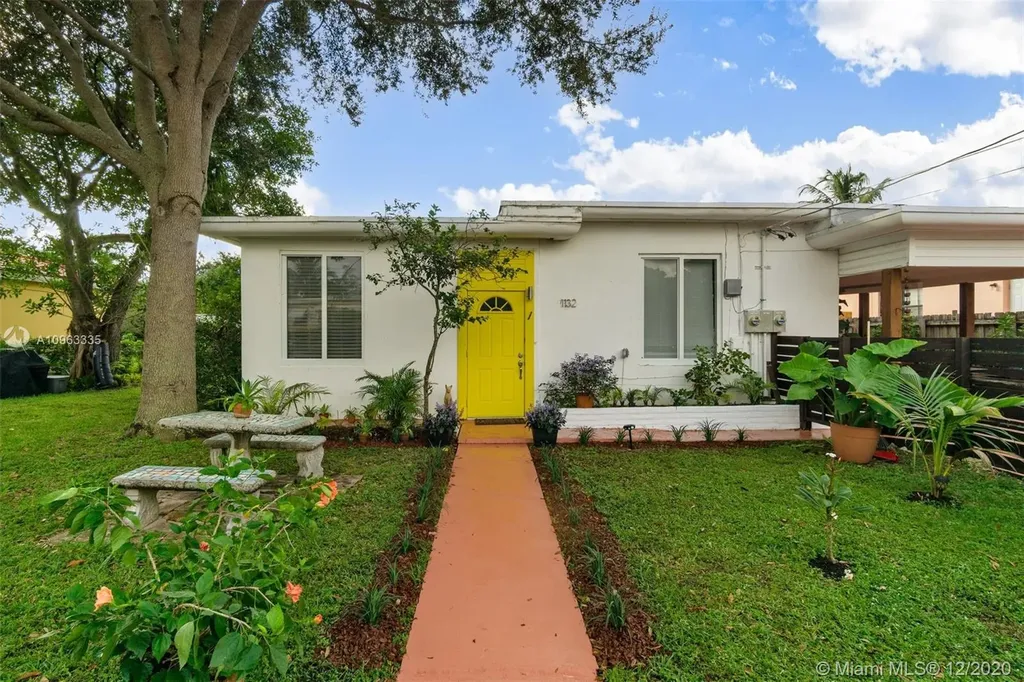 1130 NE 113th Street Miami FL 33161