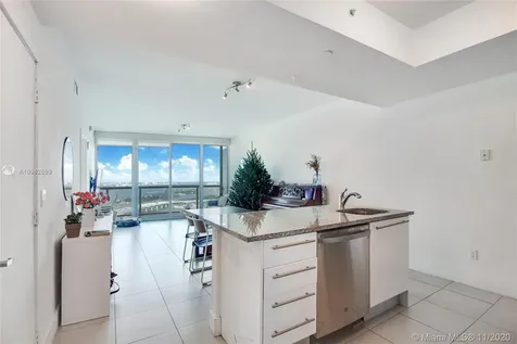 888 Biscayne Boulevard Miami FL 33132
