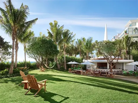 2901 Collins Avenue Miami Beach FL 33140