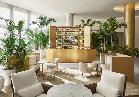 2901 Collins Avenue Miami Beach FL 33140