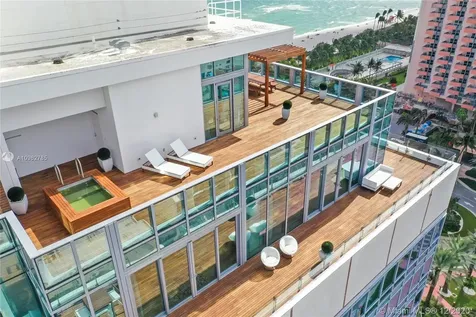 2901 Collins Avenue Miami Beach FL 33140