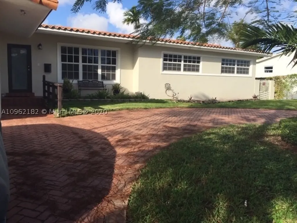 8855 SW 54th Street Miami FL 33165