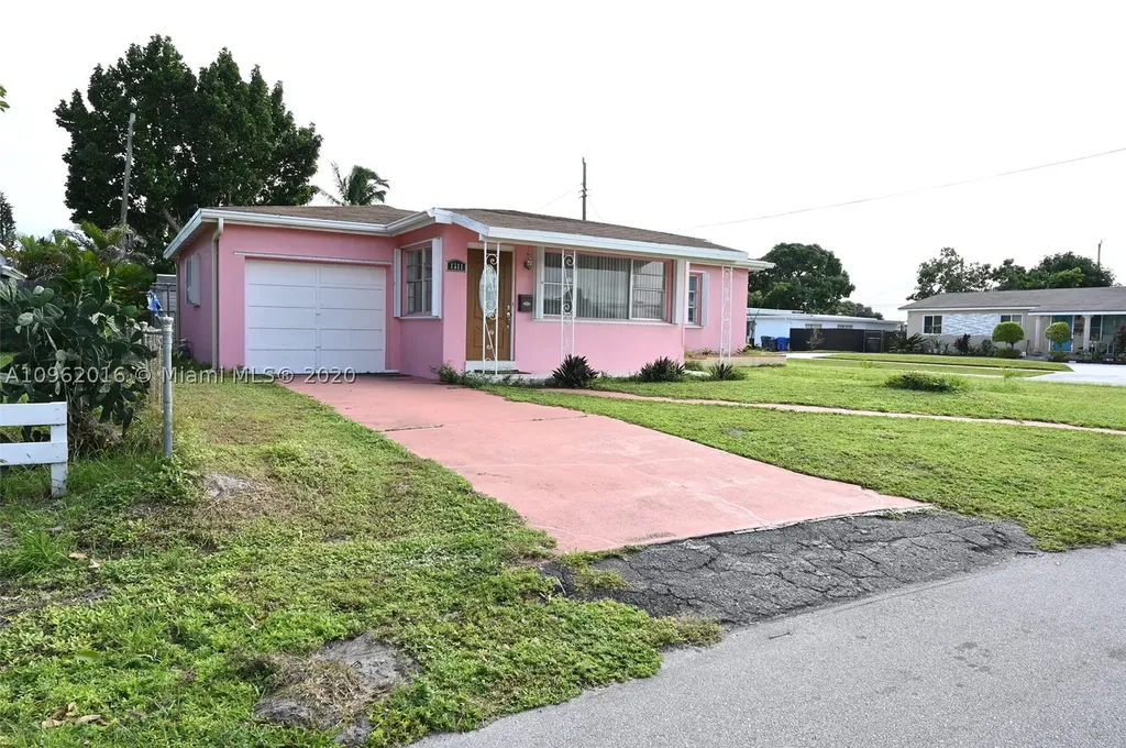 1311 S 24th Terrace Hollywood FL 33020