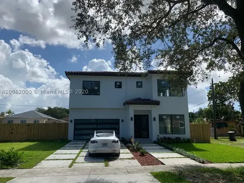 359 Pine Court Miami Springs FL 33166