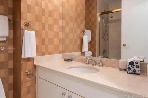 9601 Collins Avenue Bal Harbour FL 33154