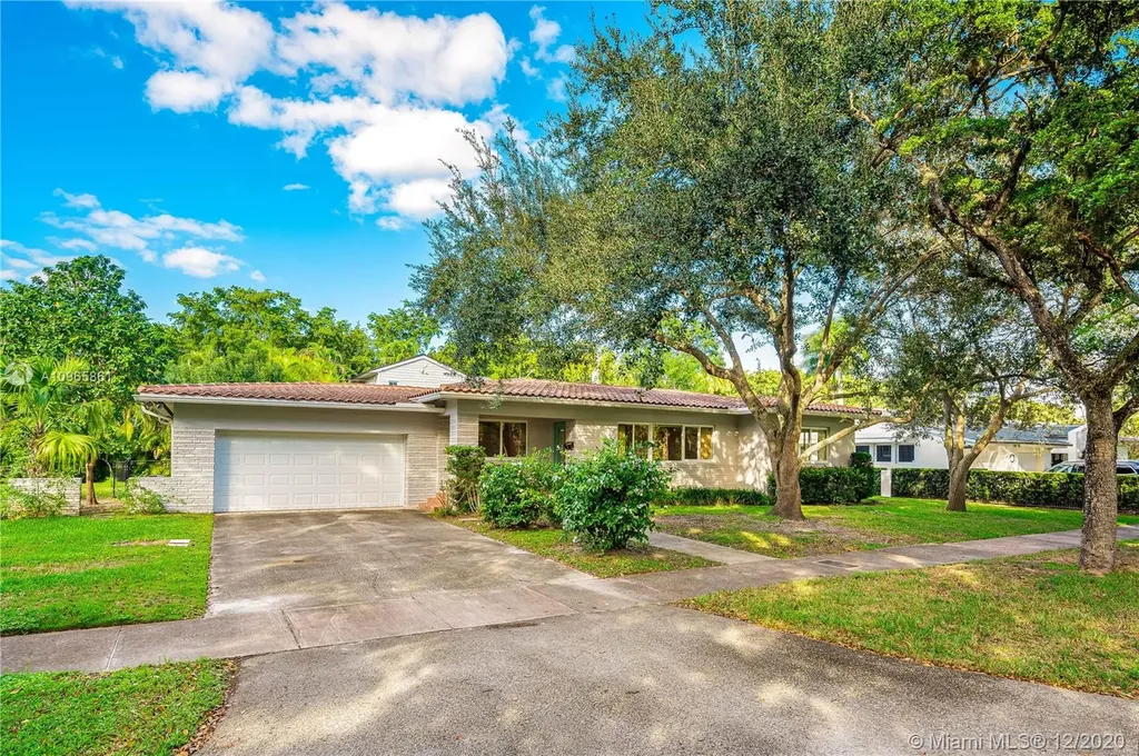 733 Tiziano Avenue Coral Gables FL 33143