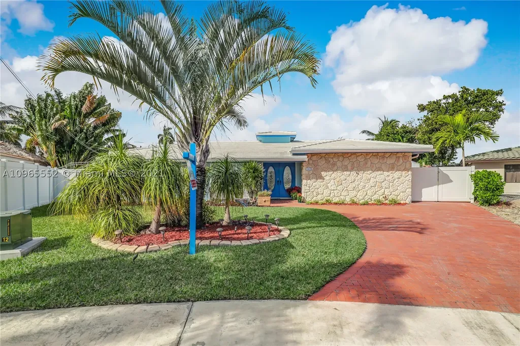 309 SE 6th Avenue Pompano Beach FL 33060