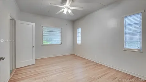 2523 Alhambra Circle Coral Gables FL 33134