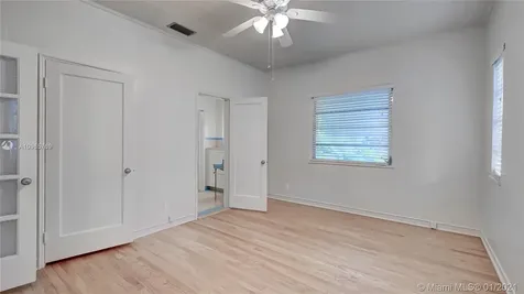 2523 Alhambra Circle Coral Gables FL 33134