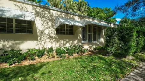 2523 Alhambra Circle Coral Gables FL 33134