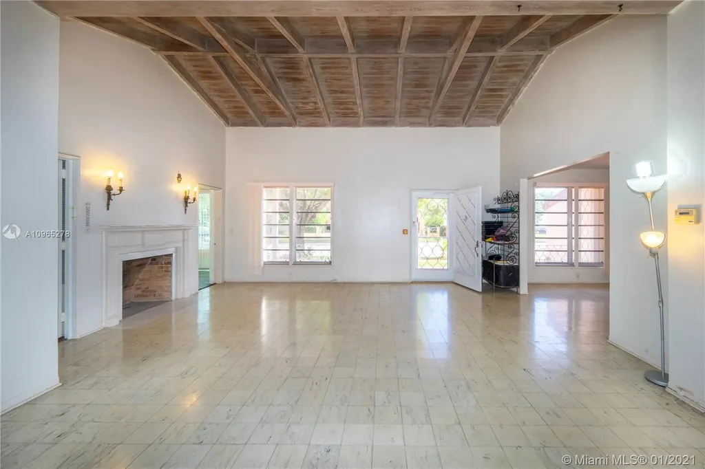 4450 Alton Road Miami Beach FL 33140