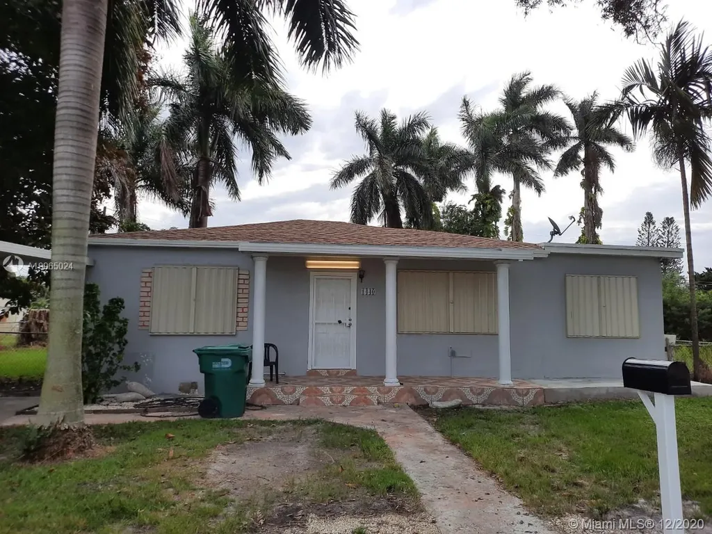 1440 NW 92nd Street Miami FL 33147
