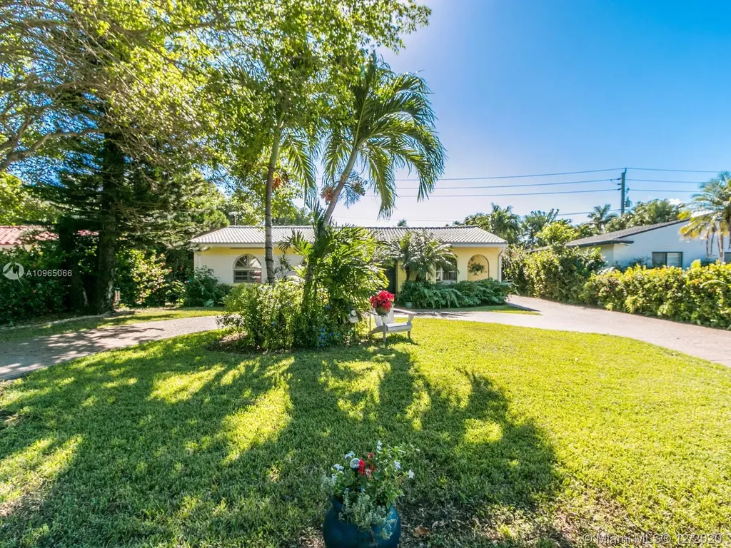 1124 Moffett Street Hallandale Beach FL 33009