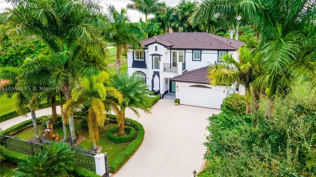 10401 SW 186th Avenue Miami FL 33196