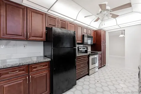 416 N 26th Avenue Hollywood FL 33020
