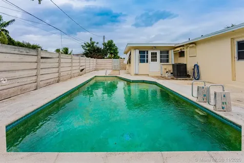 416 N 26th Avenue Hollywood FL 33020