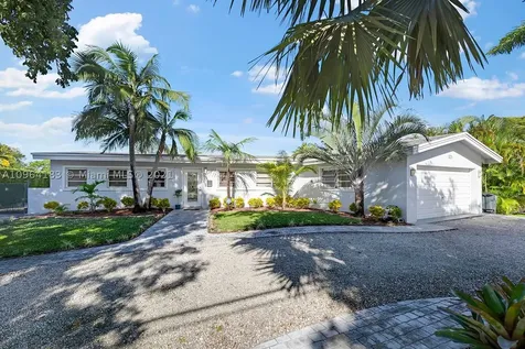 1825 Keystone Boulevard North Miami FL 33181