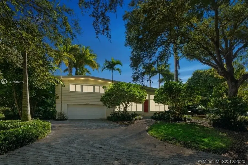 3520 Saint Gaudens Court Miami FL 33133