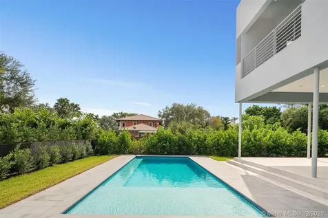 5490 SW 80th Street Miami FL 33143
