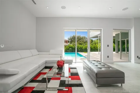 5490 SW 80th Street Miami FL 33143