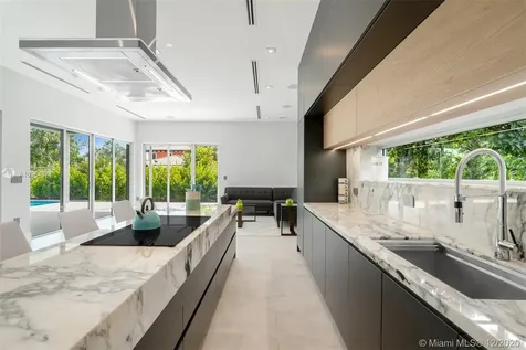 5490 SW 80th Street Miami FL 33143