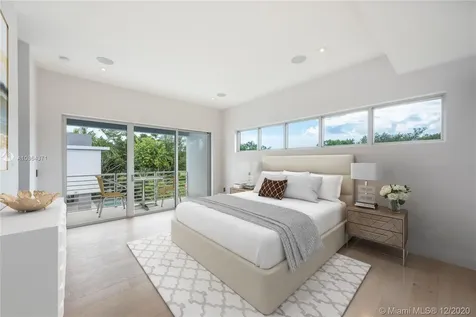 5490 SW 80th Street Miami FL 33143