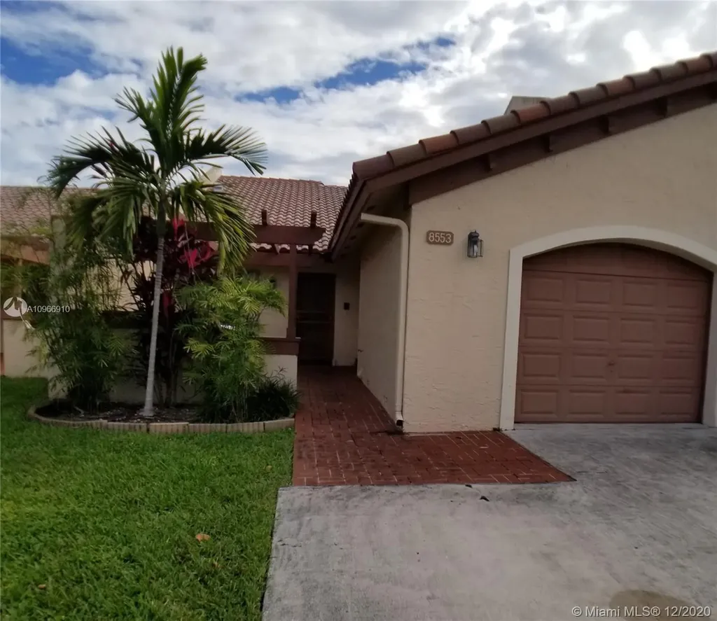 8553 SW 115th Court Miami FL 33173