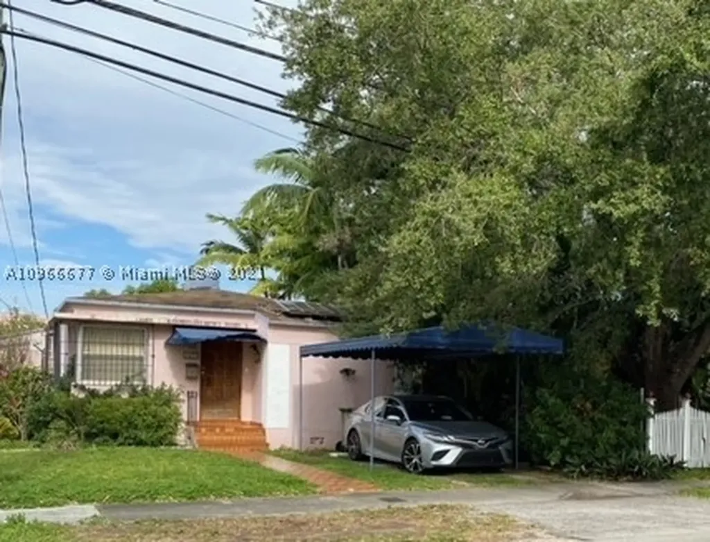 2835 SW 2nd Street Miami FL 33135