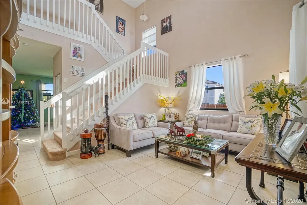 15159 SW 119th Way Miami FL 33196