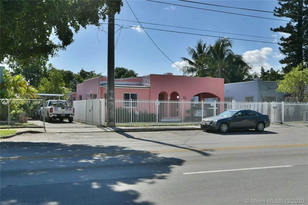 822 NW 29th Street Miami FL 33127