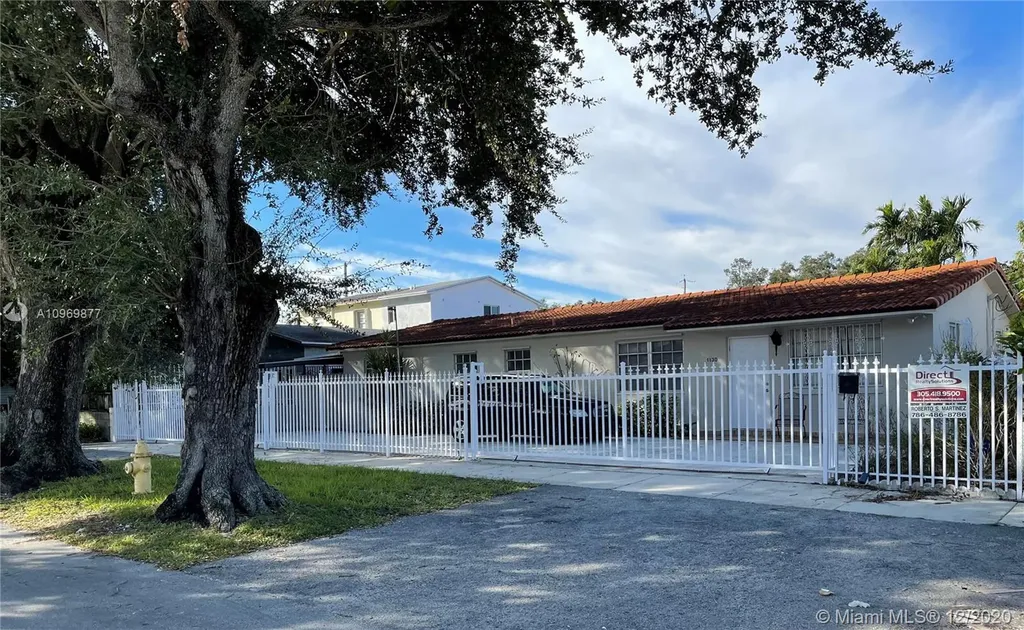 1130 NW 32nd Avenue Miami FL 33125