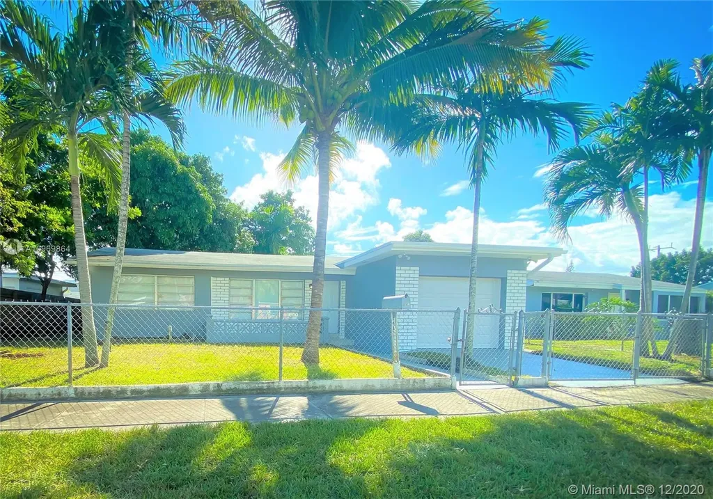 2122 Wiley Court Hollywood FL 33020