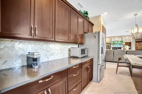 443 Fairmont Lane Weston FL 33326