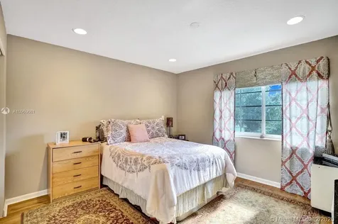 443 Fairmont Lane Weston FL 33326