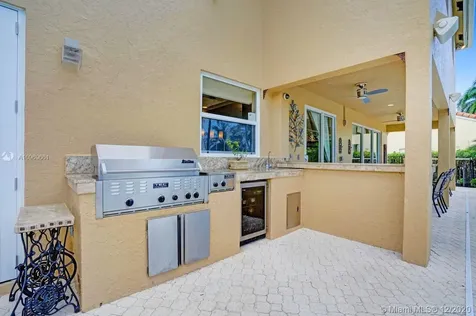 443 Fairmont Lane Weston FL 33326