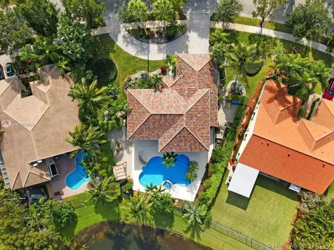 443 Fairmont Lane Weston FL 33326