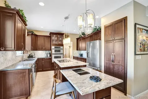 443 Fairmont Lane Weston FL 33326