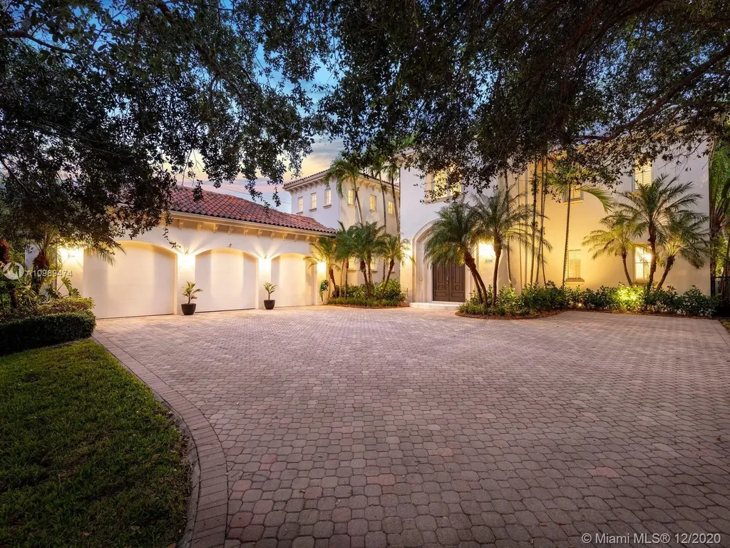 5700 SW 107th Street Pinecrest FL 33156