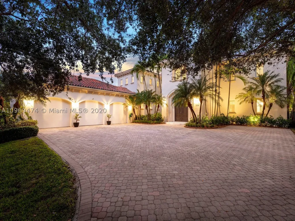 5700 SW 107th Street Pinecrest FL 33156