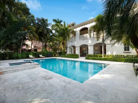 5700 SW 107th Street Pinecrest FL 33156