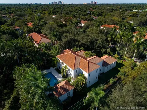 5700 SW 107th Street Pinecrest FL 33156