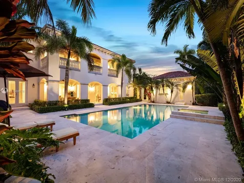 5700 SW 107th Street Pinecrest FL 33156